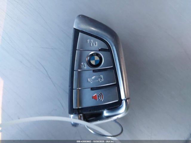 2019 BMW X5 5UXCR6C56KLL25913 Photo 10