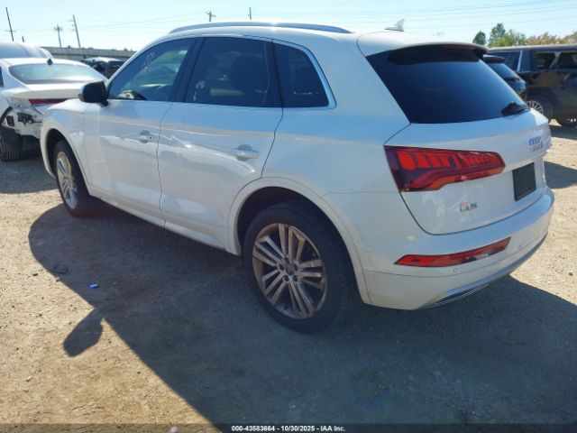 2018 AUDI Q5 WA1BNAFY3J2103314 Photo 2