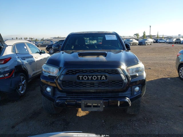 Продаж на аукціоні авто 2017 Toyota Tacoma Trd Sport, vin: 3TMCZ5AN1HM044737, номер лоту: 43583739