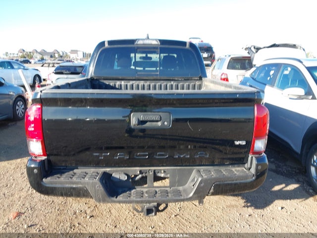 Продаж на аукціоні авто 2017 Toyota Tacoma Trd Sport, vin: 3TMCZ5AN1HM044737, номер лоту: 43583739
