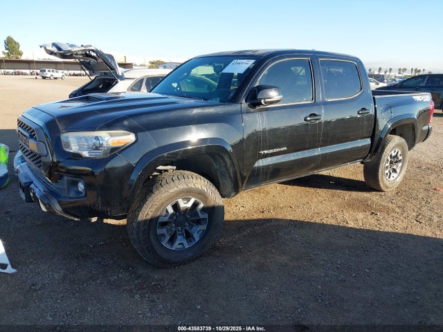 Продаж на аукціоні авто 2017 Toyota Tacoma Trd Sport, vin: 3TMCZ5AN1HM044737, номер лоту: 43583739