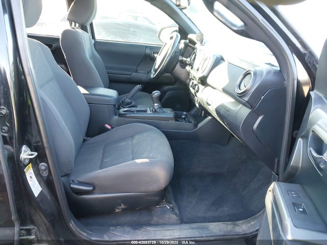 Продаж на аукціоні авто 2017 Toyota Tacoma Trd Sport, vin: 3TMCZ5AN1HM044737, номер лоту: 43583739