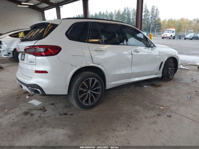 2019 BMW X5 5UXCR6C50KLL53187 Photo 3