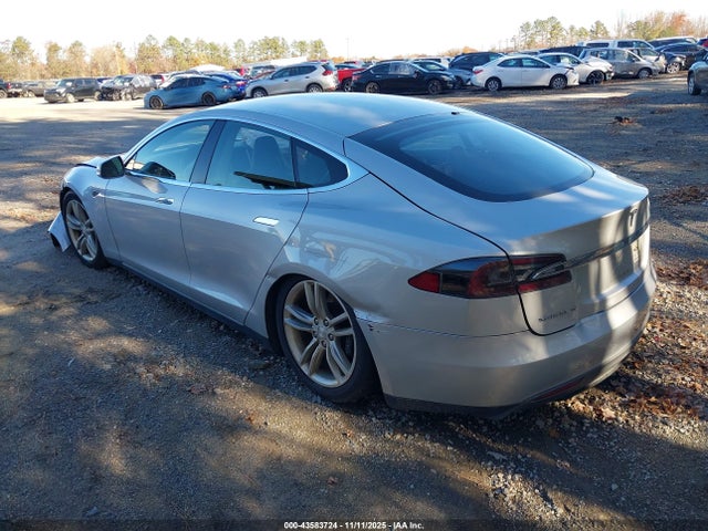 2013 TESLA MODEL S 5YJSA1CG9DFP03544 Photo 2