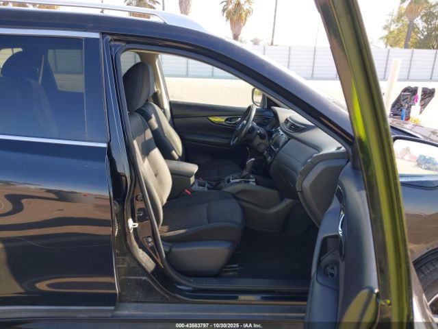 2018 NISSAN ROGUE KNMAT2MT0JP568950 Photo 4