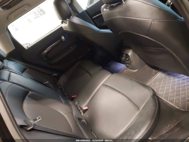 2017 MINI CLUBMAN WMWLU5C51H2E80376 Photo 7