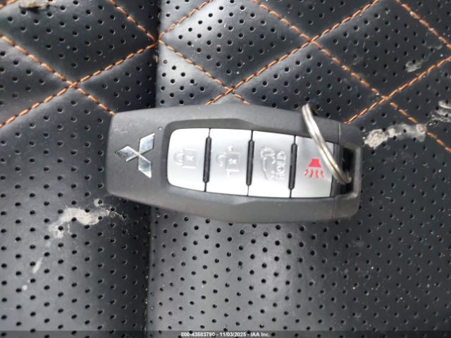 2022 MITSUBISHI OUTLANDER JA4J4VA8XNZ091169 Photo 10