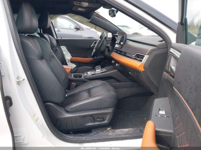 2022 MITSUBISHI OUTLANDER JA4J4VA8XNZ091169 Photo 4