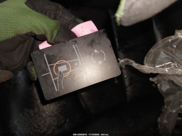 2023 TESLA MODEL 3 5YJ3E1EA0PF667846 Photo 10