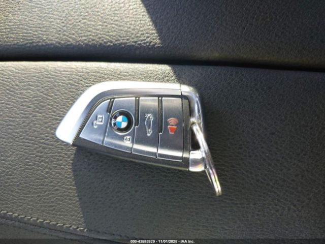 2018 BMW X5 5UXKR2C55J0Z22300 Photo 10