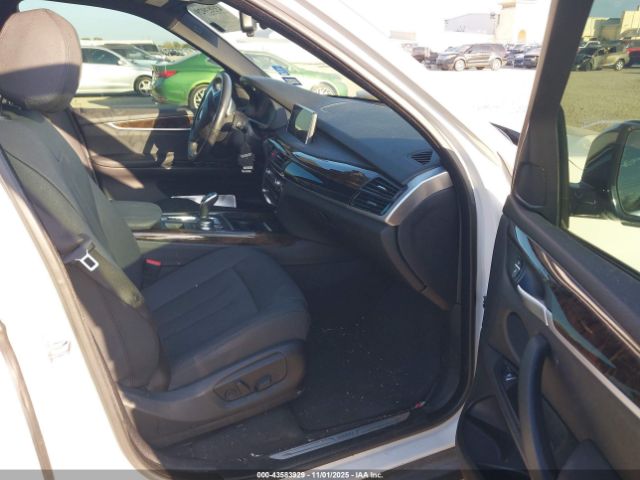 2018 BMW X5 5UXKR2C55J0Z22300 Photo 4