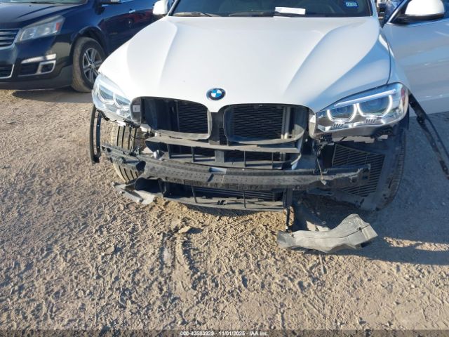 2018 BMW X5 5UXKR2C55J0Z22300 Photo 5