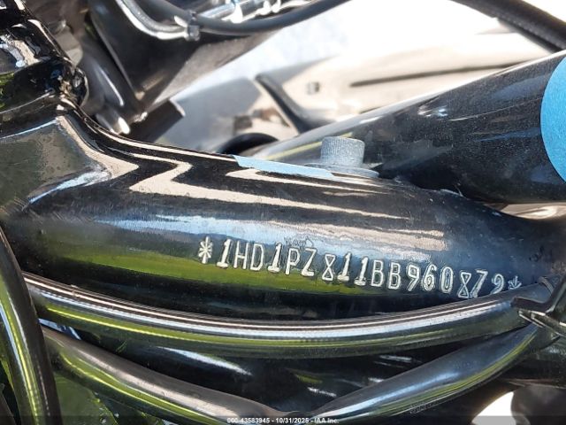 2011 HARLEY-DAVIDSON FLHXSE2 1HD1PZ811BB960872 Photo 9