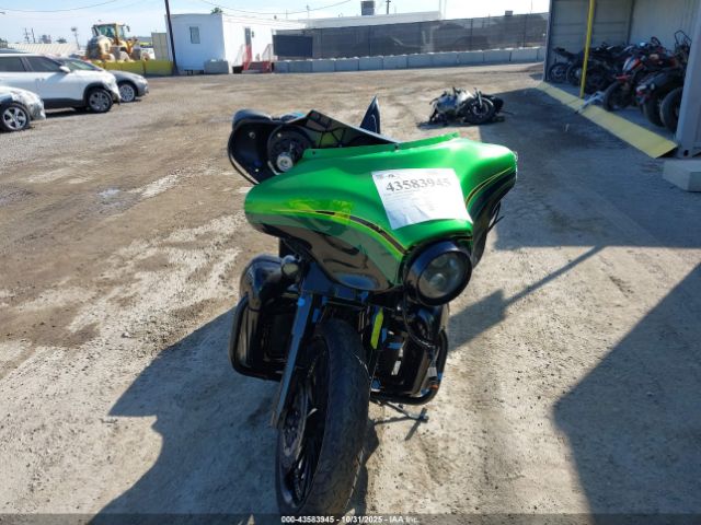 2011 HARLEY-DAVIDSON FLHXSE2 1HD1PZ811BB960872 Photo 4