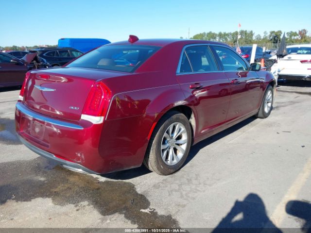 2019 CHRYSLER 300 2C3CCAAG7KH528675 Photo 3