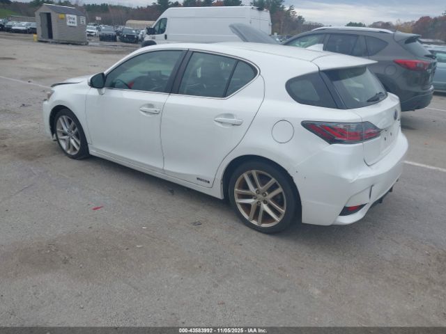 2014 LEXUS CT 200H JTHKD5BH6E2196775 Photo 2