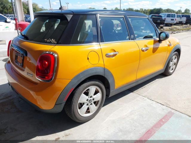 2016 MINI HARDTOP WMWXU1C59G2D10954 Photo 3
