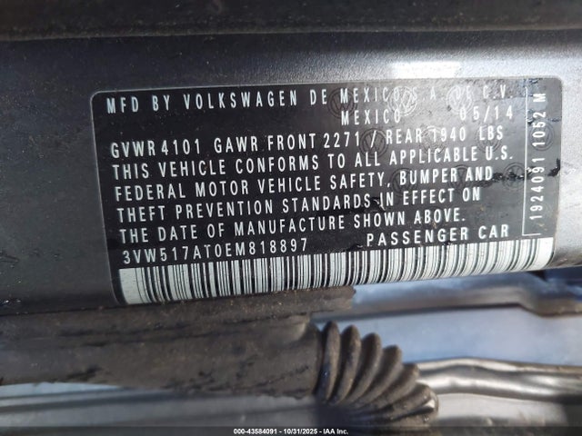 2014 Volkswagen Beetle 1.8t მანქანა იყიდება აუქციონზე, vin: 3VW517AT0EM818897, აუქციონის ნომერი: 43584091