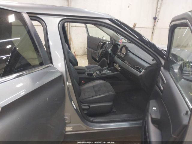 2022 MITSUBISHI OUTLANDER JA4J4UA86NZ046918 Photo 4