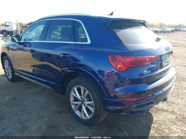 2022 AUDI Q3 WA1EECF38N1091315 Photo 2