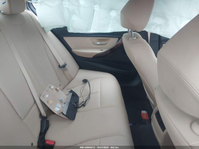 2017 BMW 320I WBA8E5G51HNU41599 Photo 7