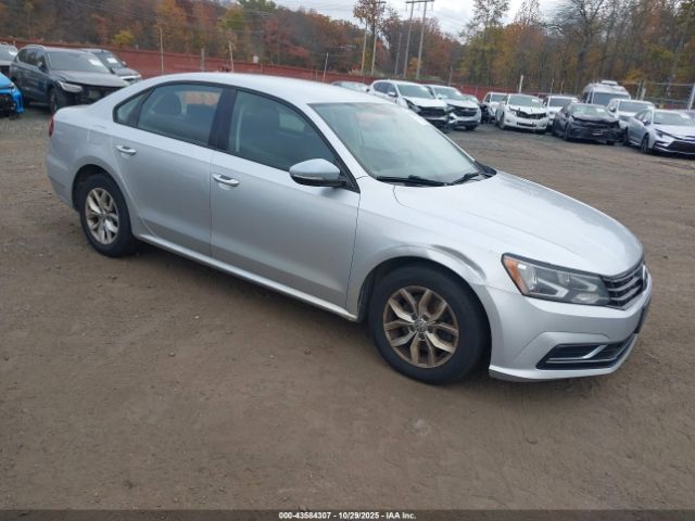 2018 VOLKSWAGEN PASSAT 1VWAA7A37JC001792