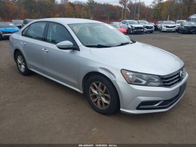 2018 VOLKSWAGEN PASSAT 1VWAA7A37JC001792 Photo 5