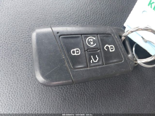 2018 VOLKSWAGEN ATLAS 1V2MR2CA1JC525266 Photo 10