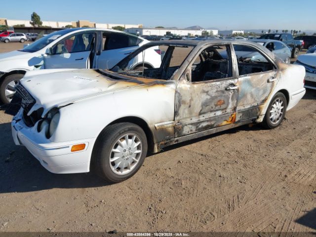 2001 MERCEDES-BENZ E 320 WDBJF65J81X049123 Photo 1