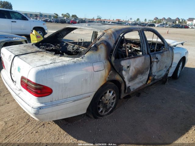 2001 MERCEDES-BENZ E 320 WDBJF65J81X049123 Photo 3