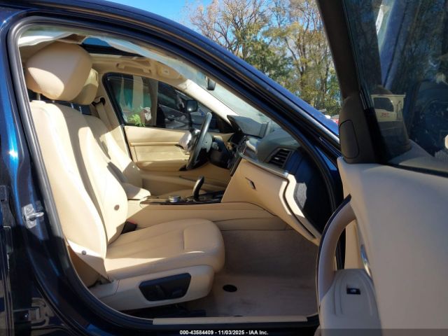 2015 BMW 320I WBA3B1G52FNT04549 Photo 4