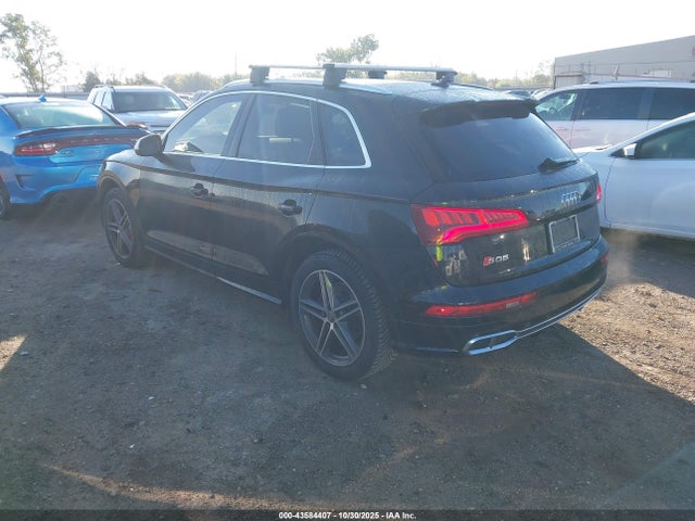 2019 AUDI SQ5 WA1B4AFY4K2092103 Photo 2