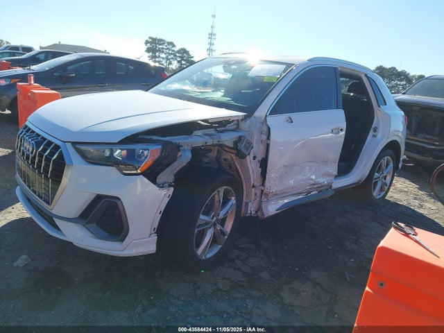 2020 AUDI Q3 WA1DECF39L1046764 Photo 1