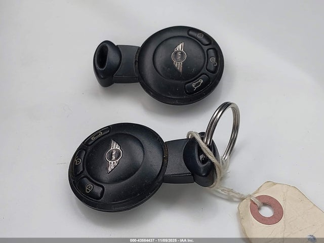 2012 MINI COOPER S WMWSV3C56CTY25320 Photo 10