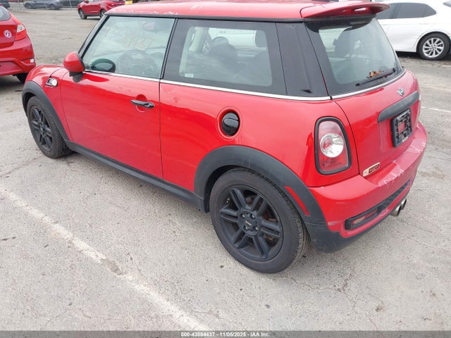 2012 MINI COOPER S WMWSV3C56CTY25320 Photo 2