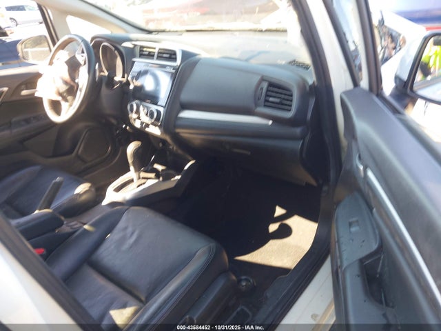43584452 :رقم المزاد ، JHMGK5H87HS019997 vin ، 2017 Honda Fit Ex-l مزاد بيع