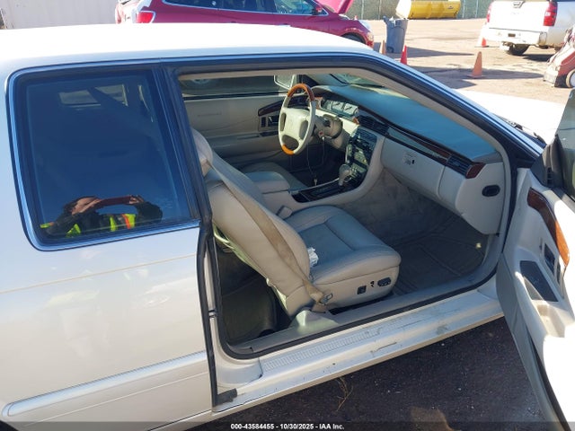 2001 CADILLAC ELDORADO 1G6ET129X1B104695 Photo 4