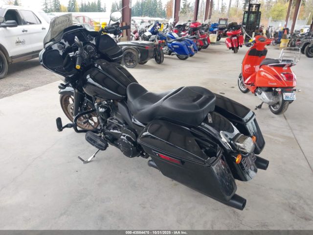 2023 HARLEY-DAVIDSON FLTRXST 1HD1ACL10PB659085 Photo 2