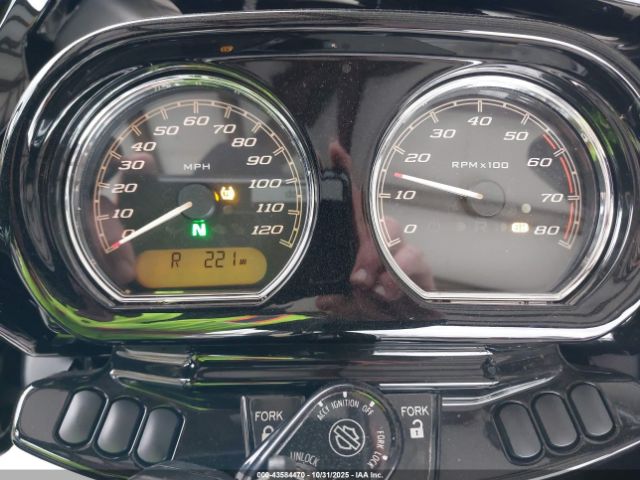 2023 HARLEY-DAVIDSON FLTRXST 1HD1ACL10PB659085 Photo 6