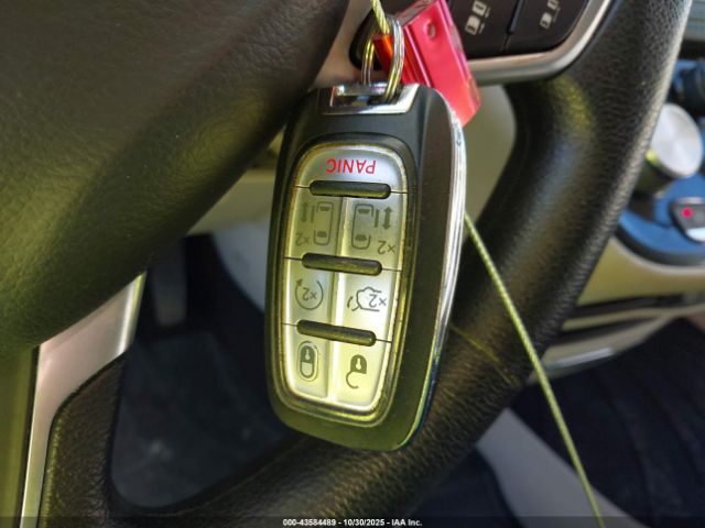 2021 CHRYSLER PACIFICA 2C4RC1FG9MR556537 Photo 10