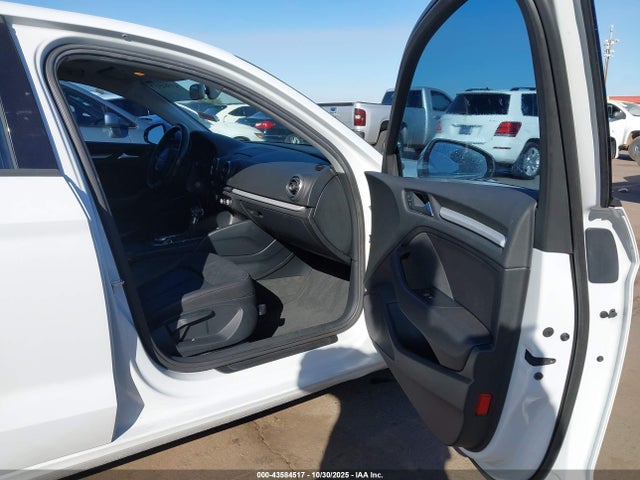 2015 AUDI A3 WAUACGFF6F1032810 Photo 4