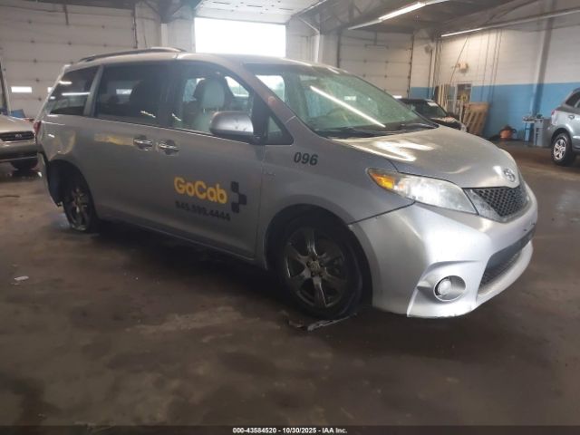 2017 TOYOTA SIENNA 5TDDZ3DC4HS153048