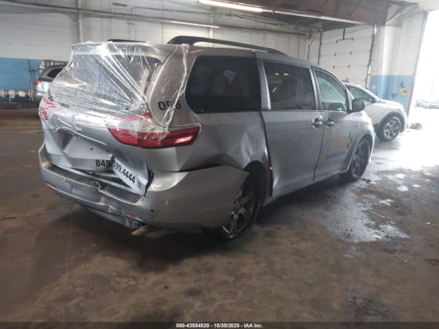 2017 TOYOTA SIENNA 5TDDZ3DC4HS153048 Photo 3