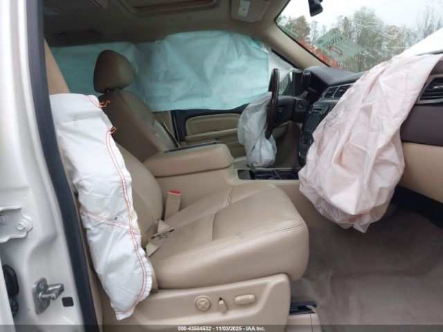 2013 GMC YUKON XL 1500 1GKS2MEF8DR366138 Photo 4