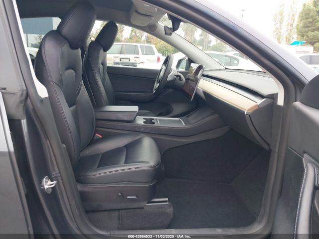 2022 TESLA MODEL Y 7SAYGDEF3NF408135 Photo 4