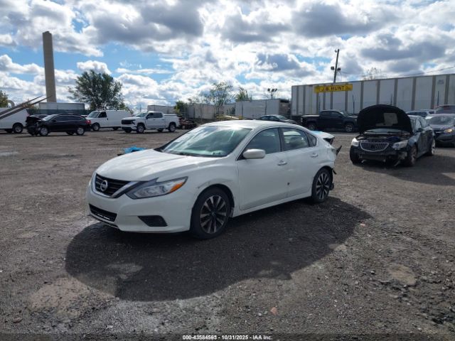 2018 NISSAN ALTIMA 1N4AL3AP3JC196272 Photo 1