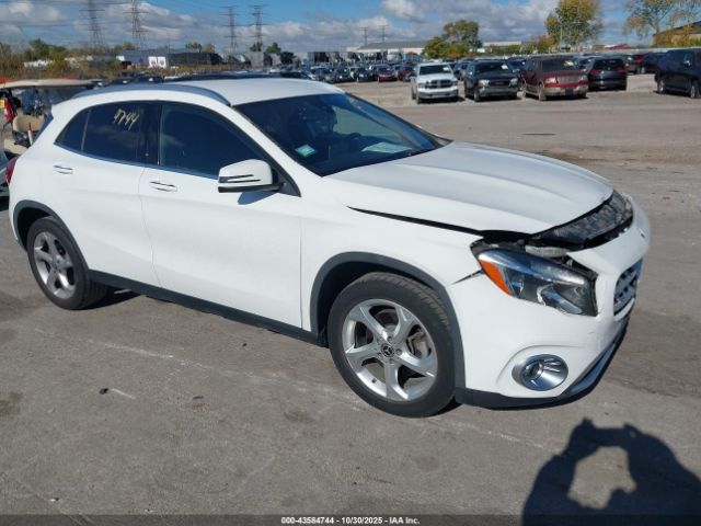 2018 MERCEDES-BENZ GLA 250 WDCTG4GB5JJ519817