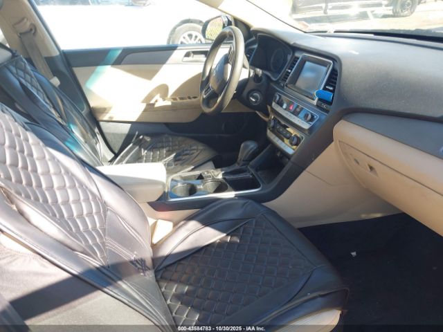 2018 HYUNDAI SONATA 5NPE24AF9JH624538 Photo 4
