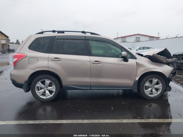 Subaru Forester 2.5i Premium 2014 JF2SJAEC1EH514531 Image 14