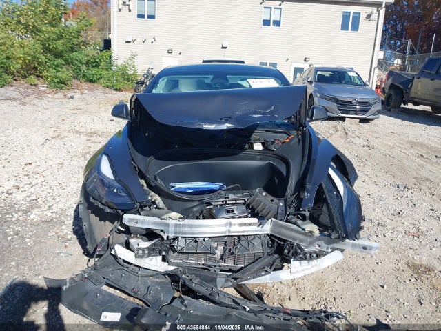 5YJ3E1EC3NF329663 Tesla MODEL 3